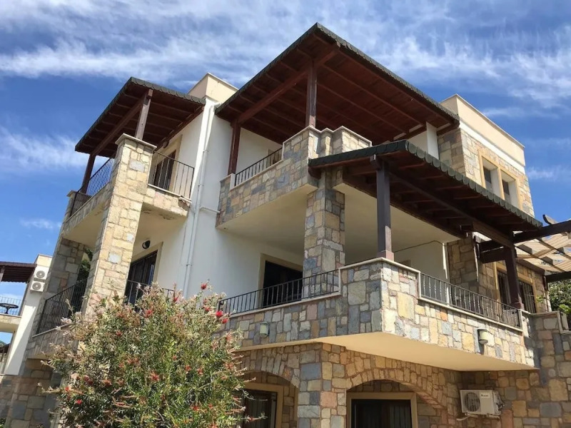 Apartment 2 Bedrooms in Tilkicik