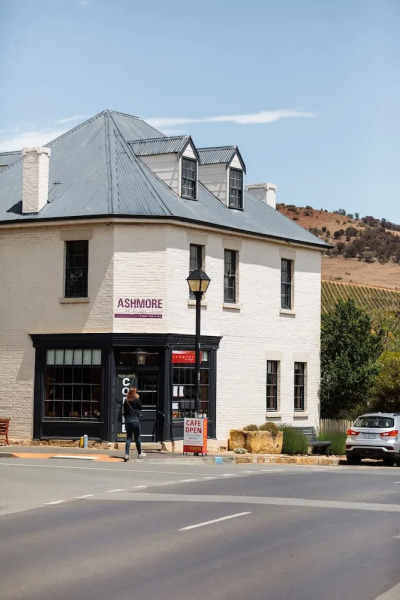 A Cottage In Richmond
