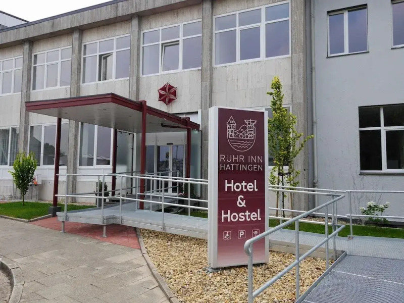 Ruhr Inn Hotel & Hostel