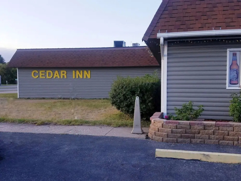 Cedar Inn