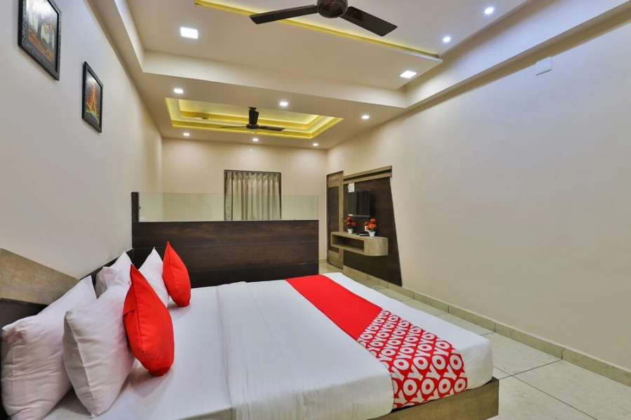OYO 26621 Hotel Tulsi Residency