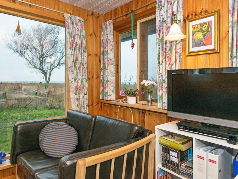 6 Person Holiday Home in Hemmet