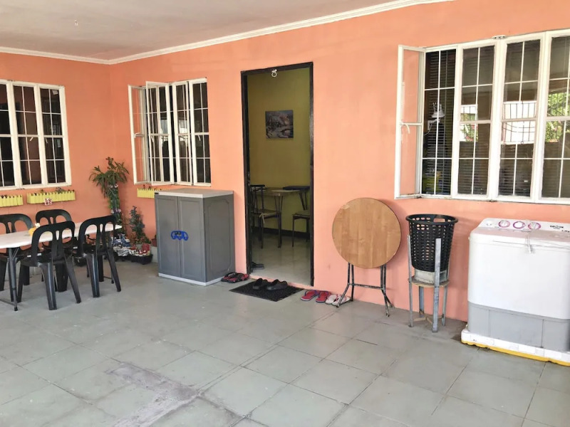 Kalayaan Transient House