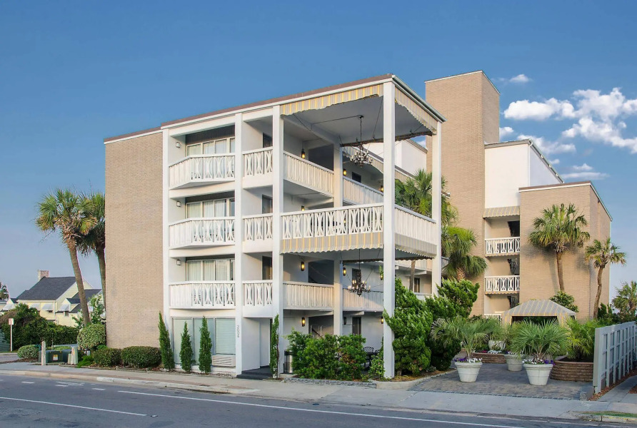 Caribbean Resort & Villas