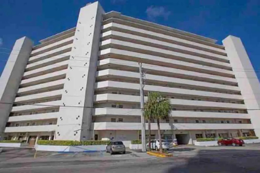 Fantastic Studio with Incredible Bay Views