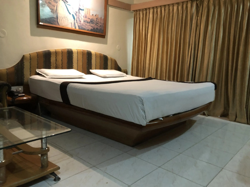 Hotel Shripad Continental
