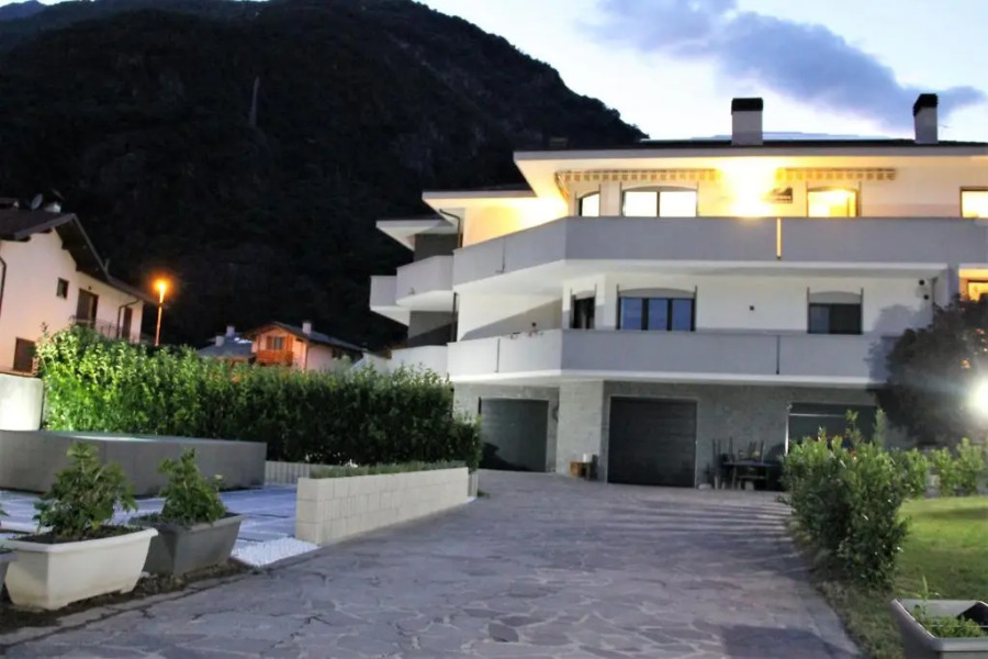 VALCHIAVENNA - B&B - Affittacamere - Guest House - Appartamenti - Case Vacanze - Home Holiday