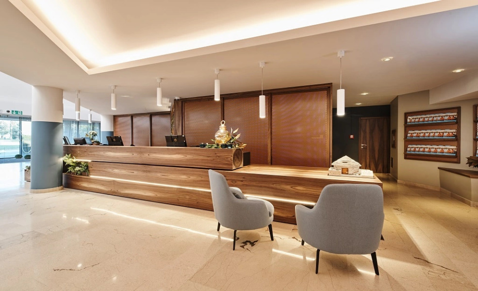 Hotel Feral – Все включено Light