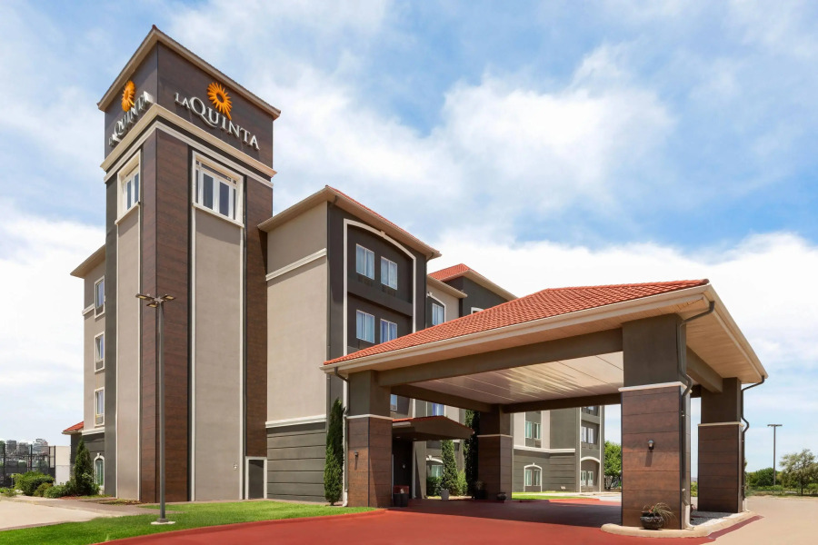 La Quinta Inn & Suites by Wyndham Brownwood