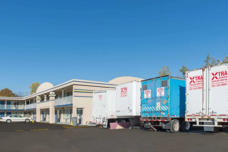 Days Inn & Suites By Wyndham Dayton North