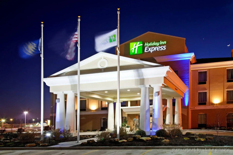 Holiday Inn Express Vincennes by IHG