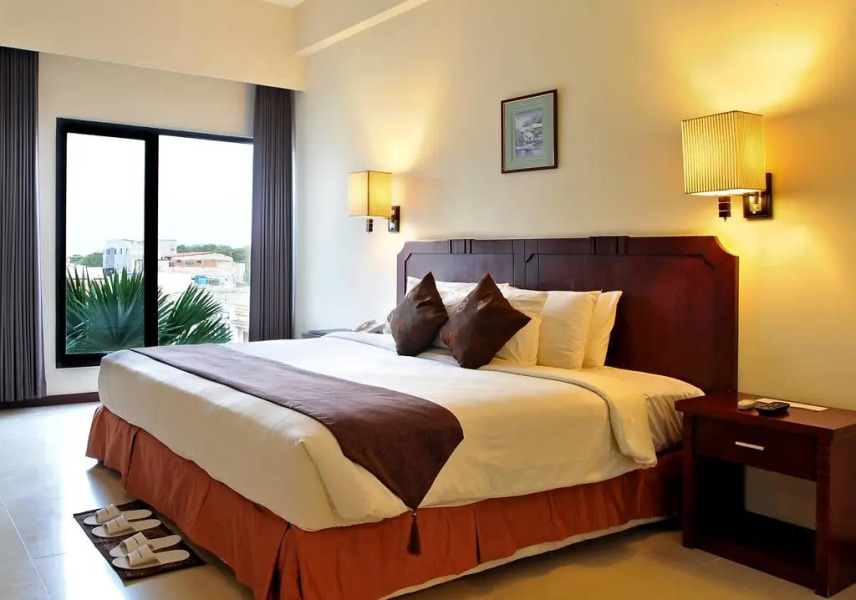 The Sun Hotel Sidoarjo