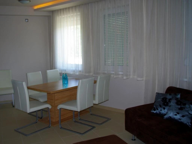 Keller Torony Apartman