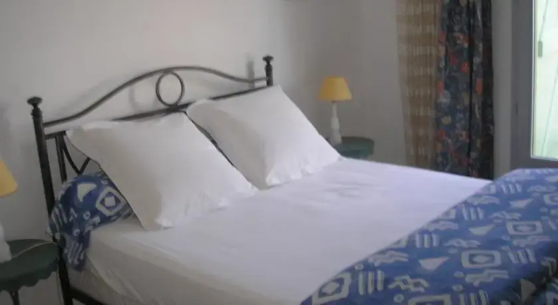 Les Hauts de Sainte Croix Carcassonne-Gites Piscine