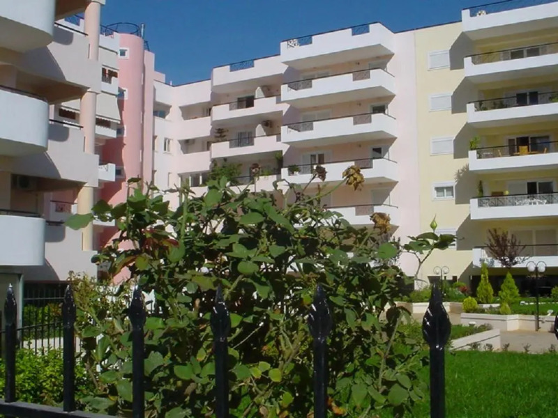 Holargos Metro Rooms