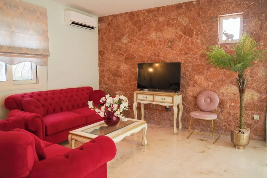 99 Luxury Exotic Villas