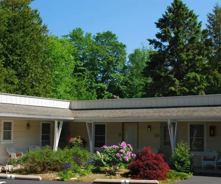 Peninsula Park-View Resort