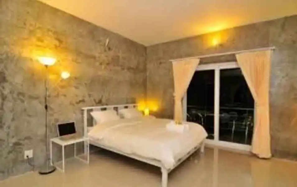 On The Rock Chaiyaphum Bed & Breakfast