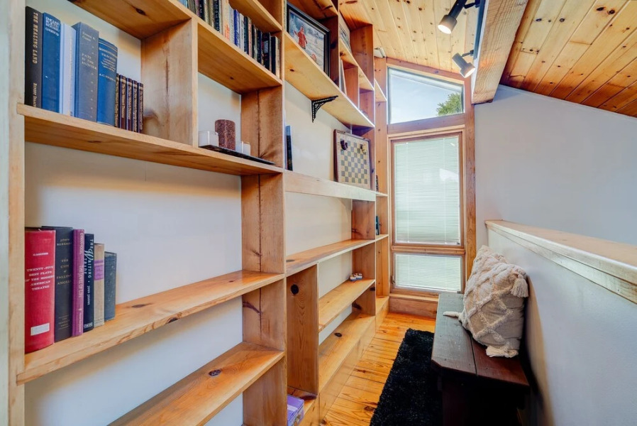 Charlie's Cabin 3 Bedroom Cabin by Redawning