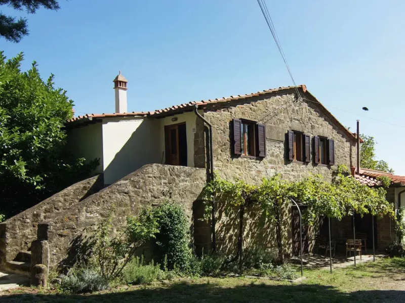 Charming Tuscan Stay With Pool