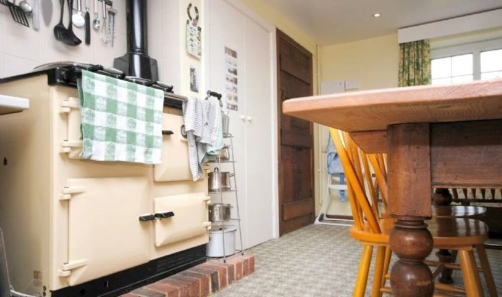 Aura Favoni, West Wittering 30323