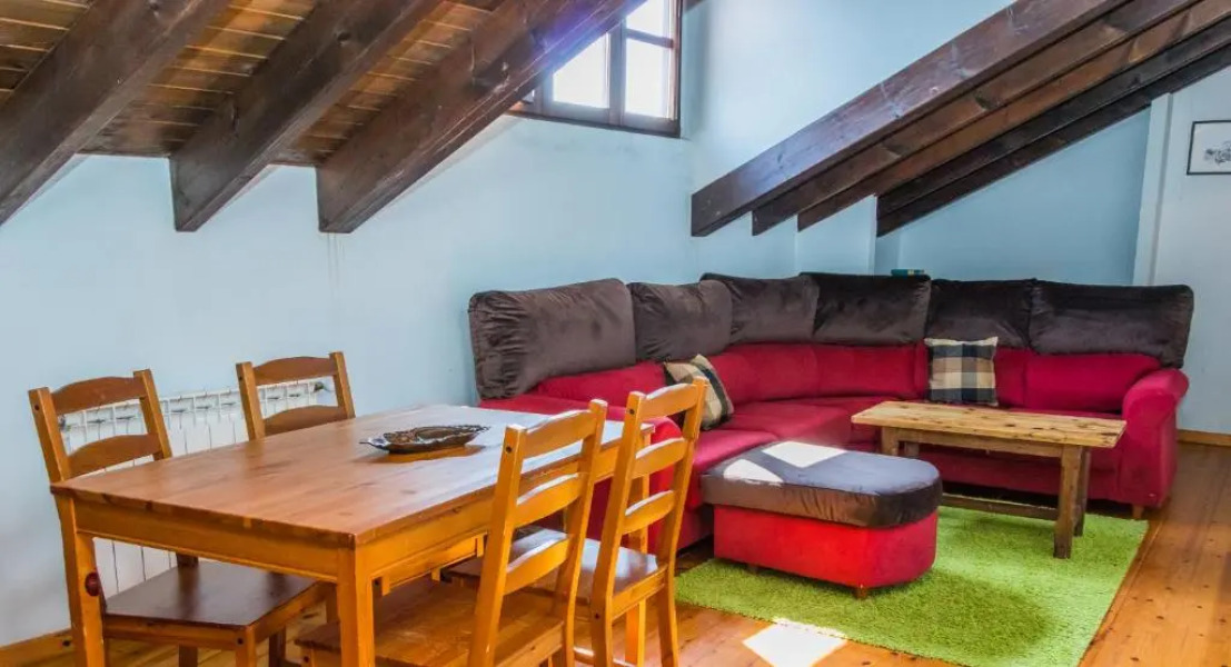 Casa de Aldea el Navaron