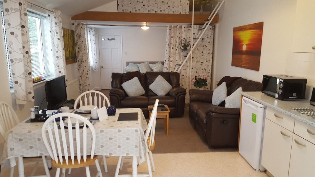 Immaculate 1-Bed Lodge Newton Abbot Torquay