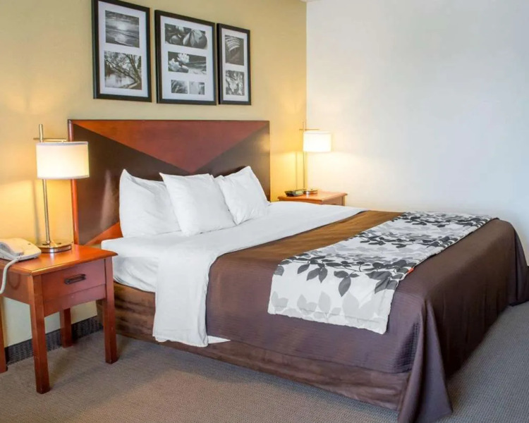 Wingate by Wyndham Dublin Near Claytor Lake State Park