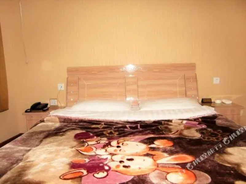 Shangzhou Jiaju Express Hotel