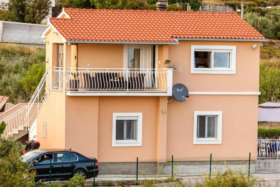 Apartment Sunny Split Znjan