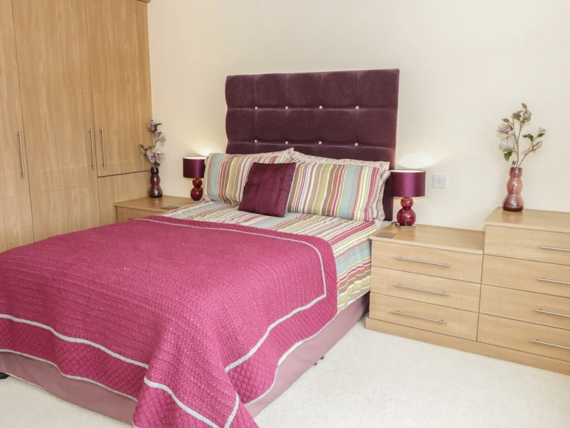 Bryn Derw Holiday Cottage