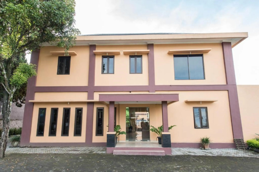 Hotel 68 Lembang by ZUZU