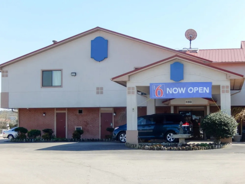 Super 8 Morristown Tennessee