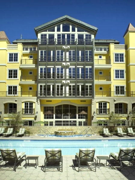The Ritz-Carlton Club, Vail