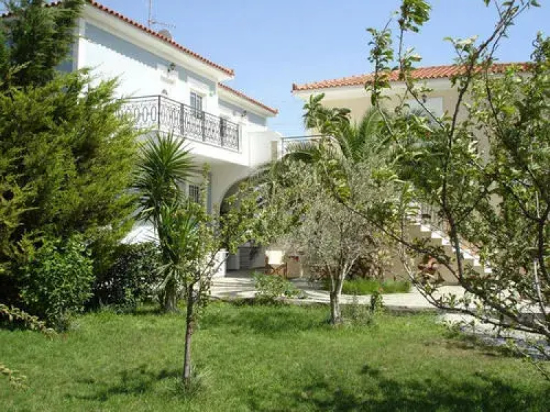 Dryoussa Apartments