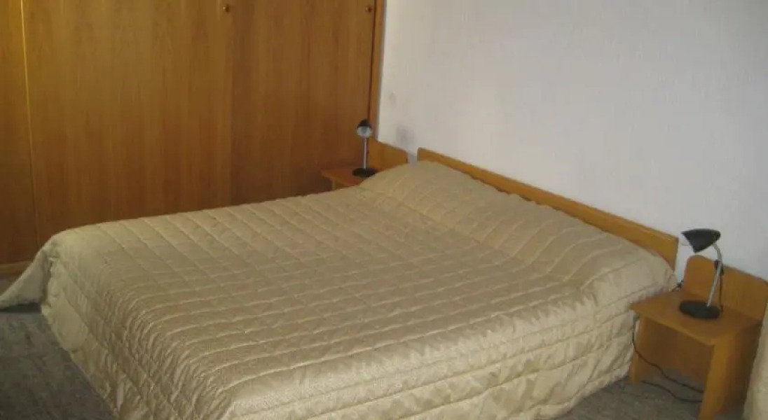 Appartamenti Decrestina