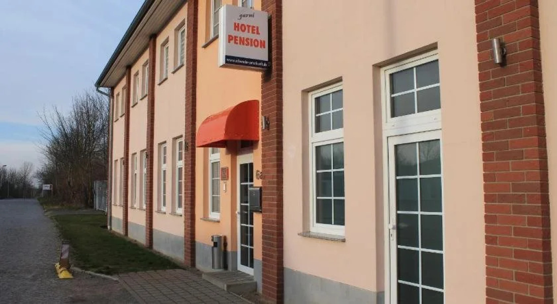 Hotel Pension garni Schwerin-Unterkunft