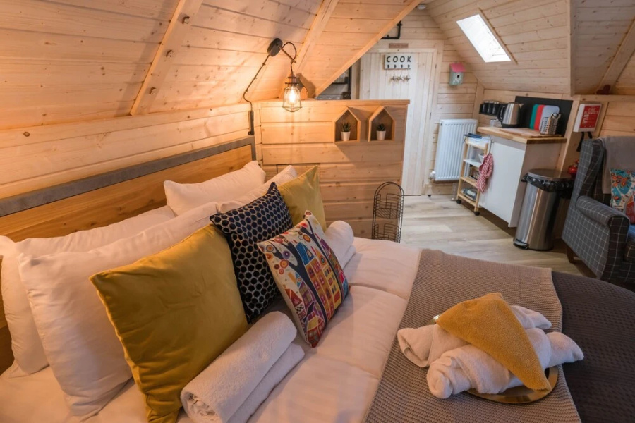Punch Tree Cabins Cosy Cabin in the Woods for Two