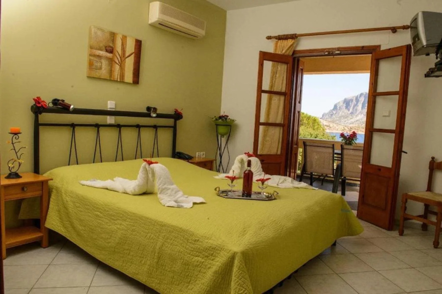 Amphitrite Apartments