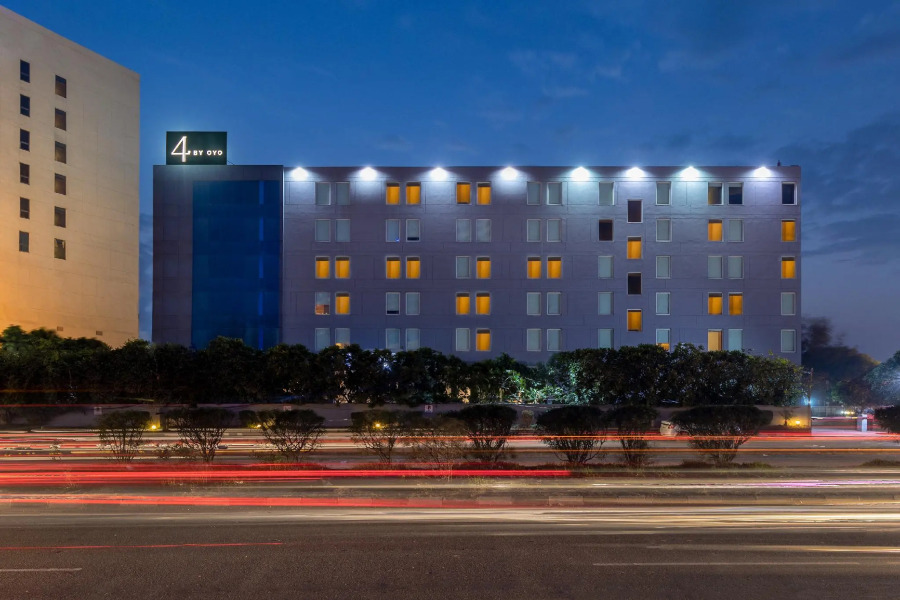 Sunday Hotel Chandigarh Zirakpur