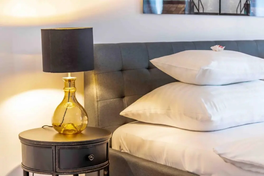 Top Floor Apartment With Terrace King Bed Air Conditioning in Krems City