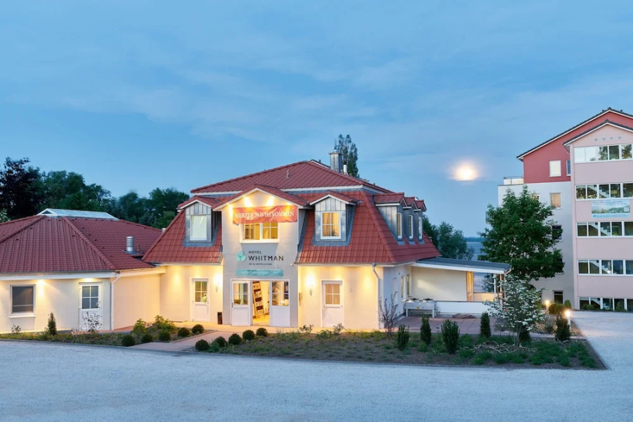 Hotel Whitman