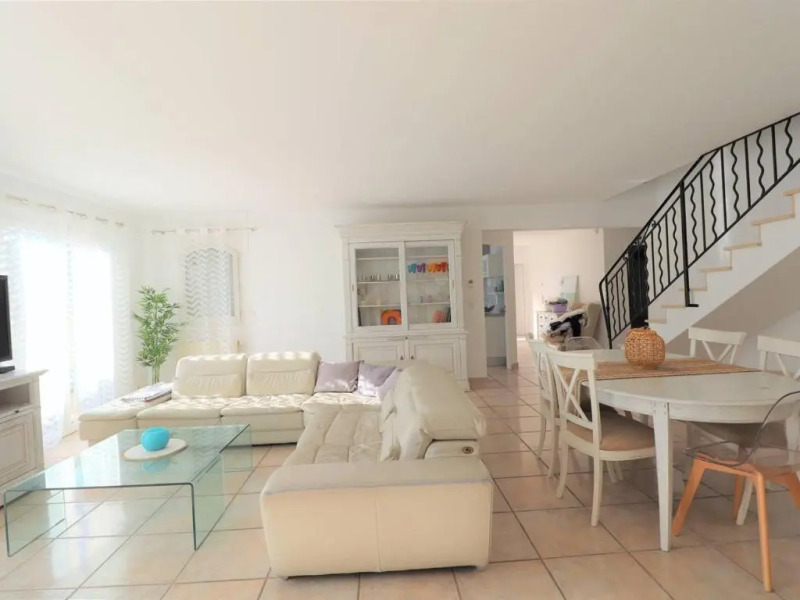 MAISON LE GRAU-DU-ROI, 5 PIèCES, 8 PERSONNES - FR-1-307-157