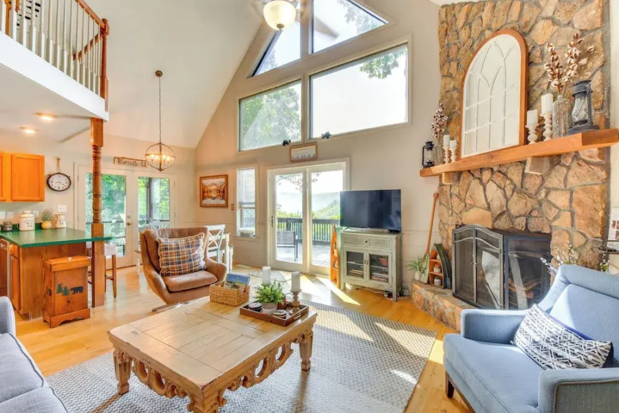 Mountain Cabin w/ Covered Decks & Fire Pit!