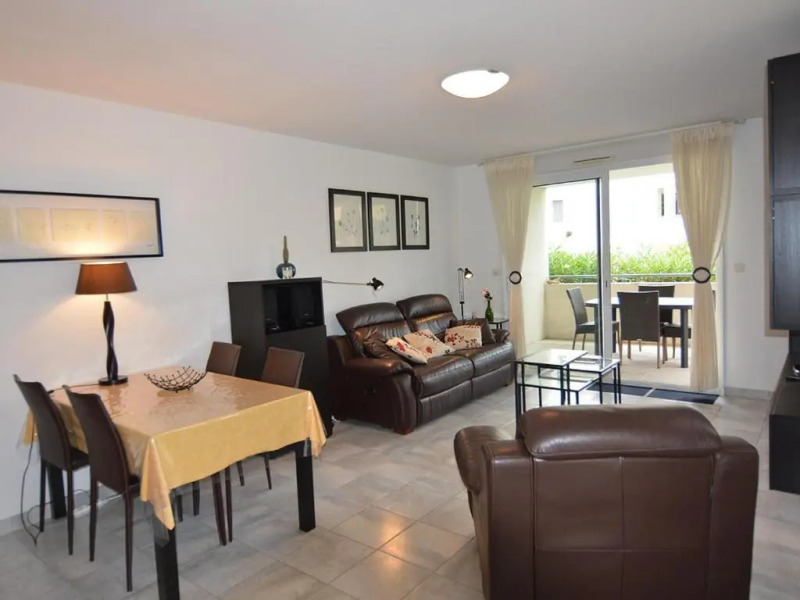 Appartement Mèze, 3 pièces, 4 personnes - FR-1-604-20