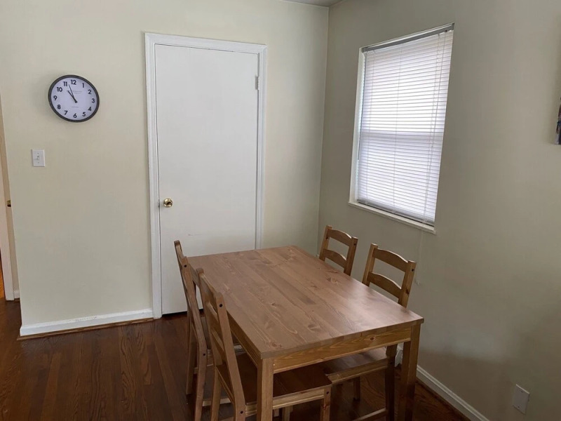 Cozy, Roomy 1 Bedroom Home in Cincinnati