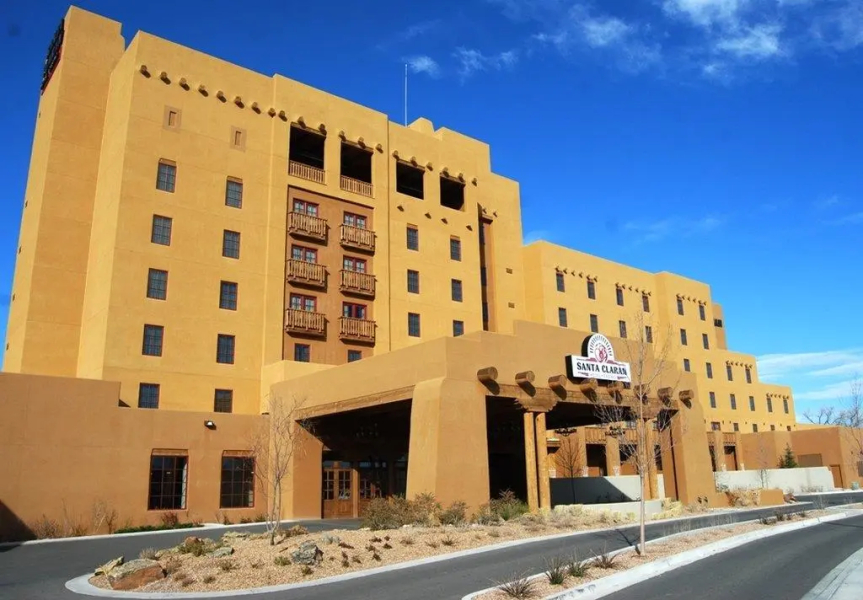 Santa Claran Hotel Casino