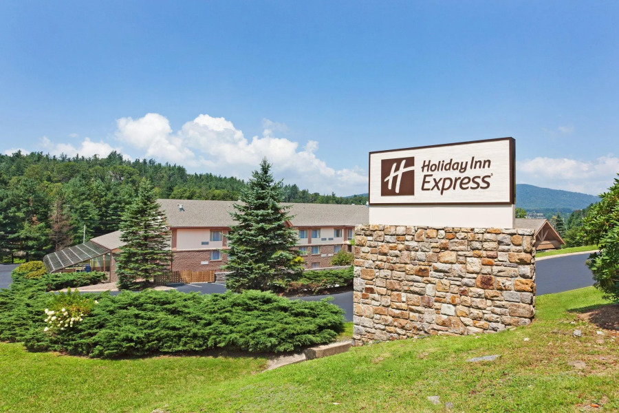 Holiday Inn Express Blowing Rock South by IHG