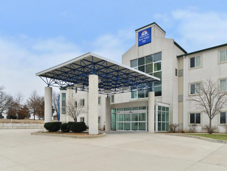 Baymont by Wyndham Kingdom City