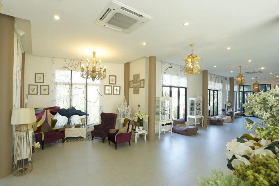 Play La Ploen Boutique Resort